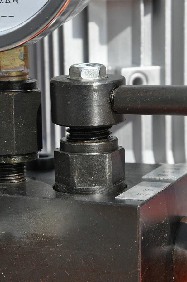 DBD0.8单油路电动泵